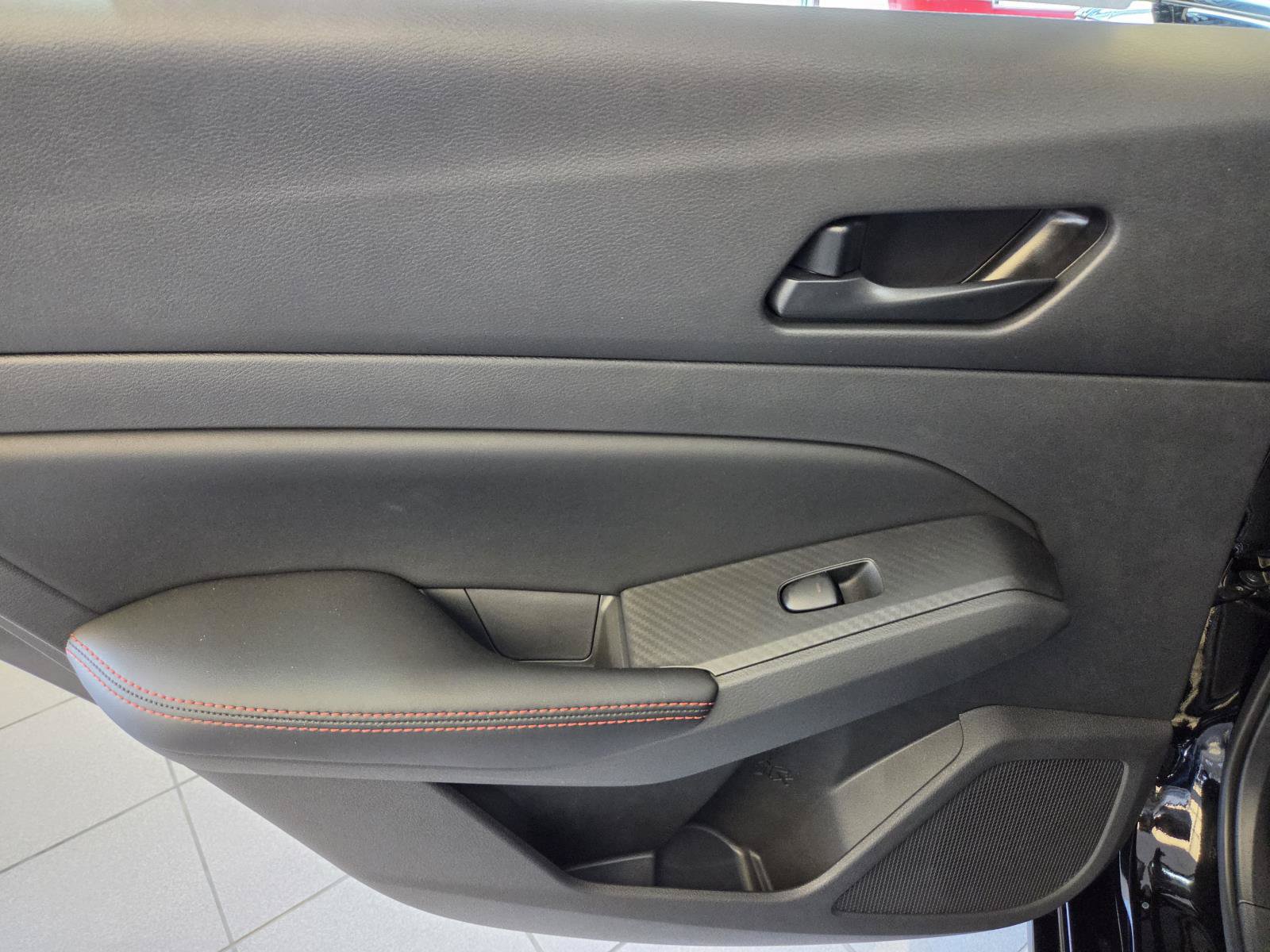 New 2026 Nissan Altima 2.5 SR FWD image 12
