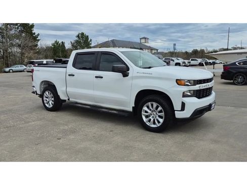 Certified 2021 Chevrolet Silverado 1500 Custom image 2