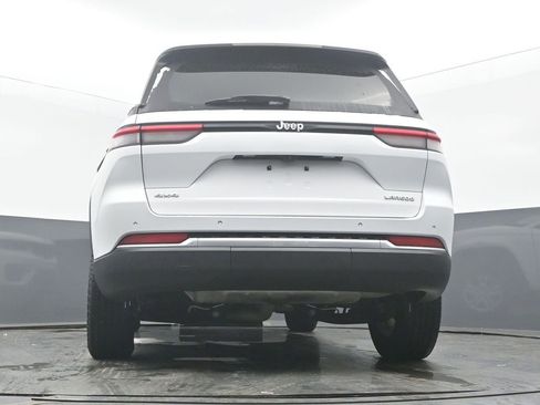 Used 2023 Jeep Grand Cherokee Laredo w/ Trailer Tow Prep Group (B) image 50