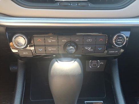 Used 2024 Jeep Compass Limited w/ Elite Group image 23