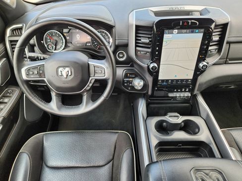 Used 2023 RAM 1500 Laramie AWD/4WD image 38