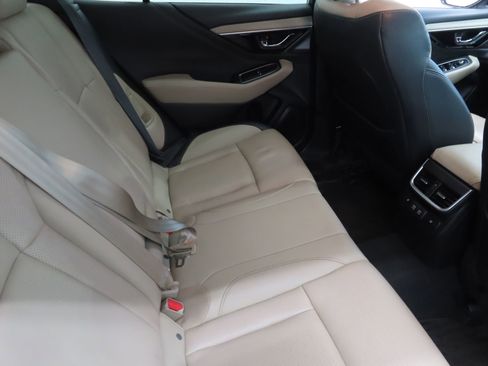 Used 2020 Subaru Outback Limited AWD/4WD image 24