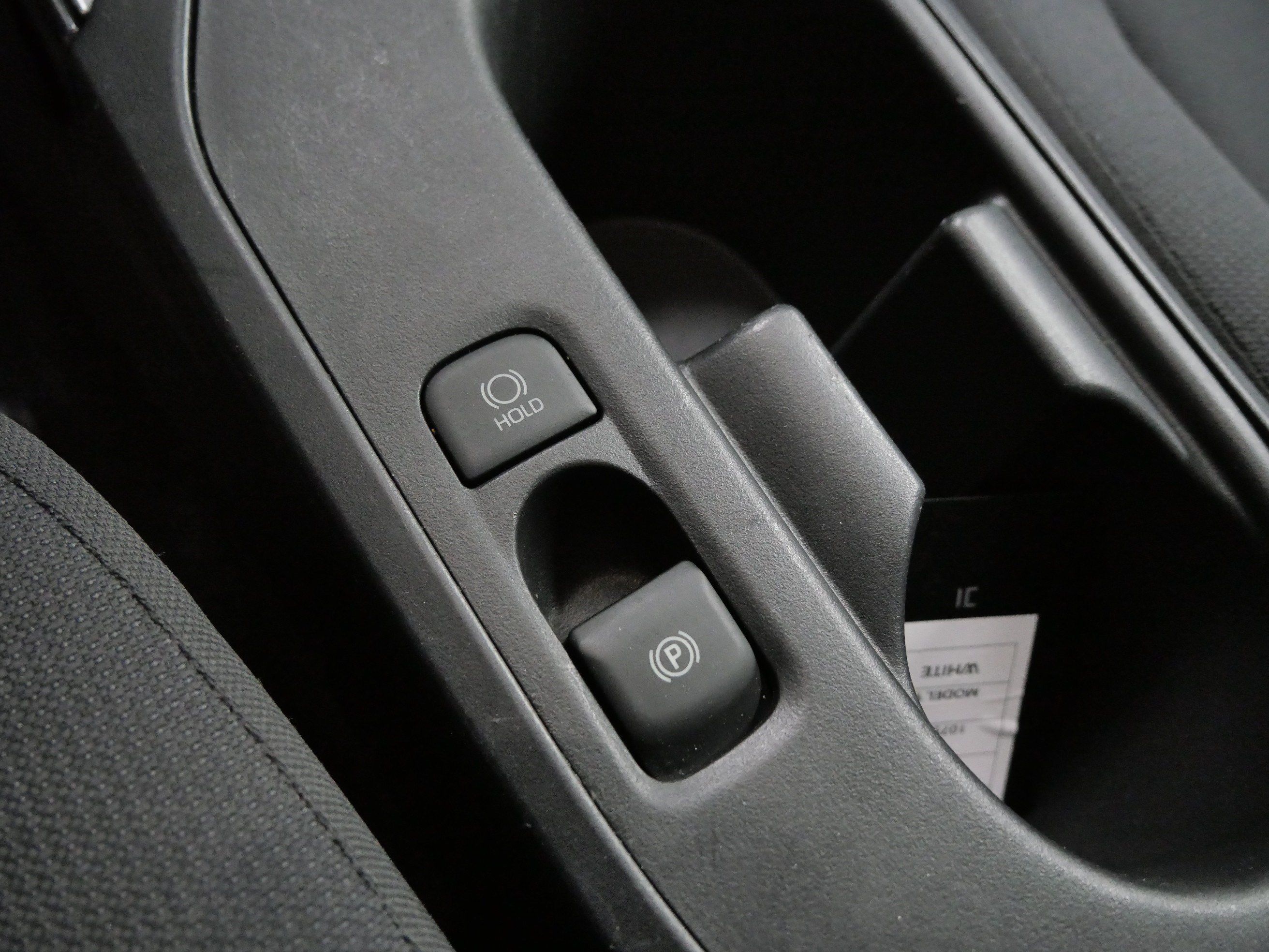Certified 2025 Toyota Corolla LE FWD image 32