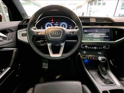 Certified 2023 Audi Q3 2.0T Premium Plus image 6