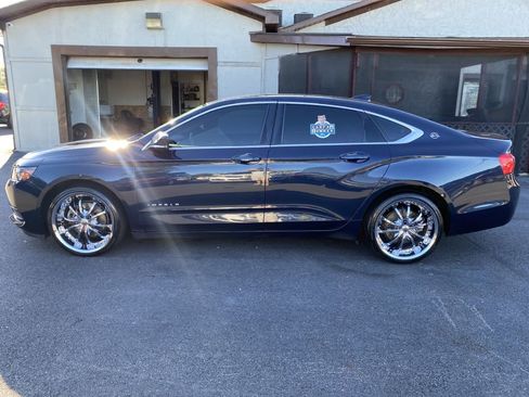 Used 2015 Chevrolet Impala LT image 8