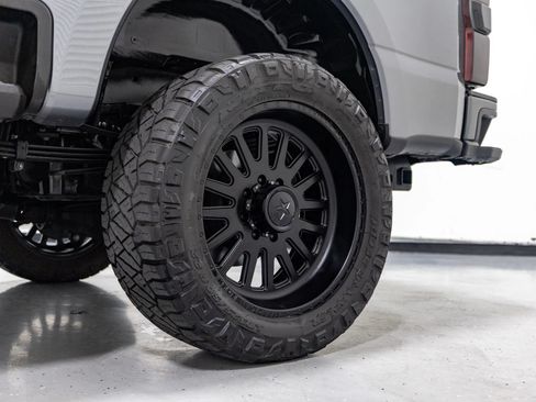 Used 2024 Ford F250 Platinum AWD/4WD image 15