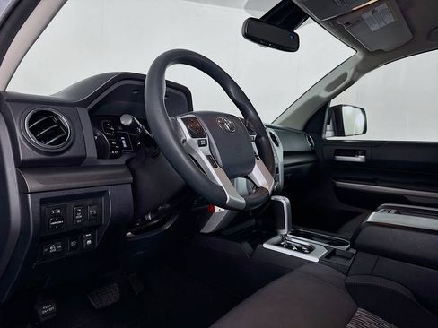 Used 2018 Toyota Tundra SR5 image 12
