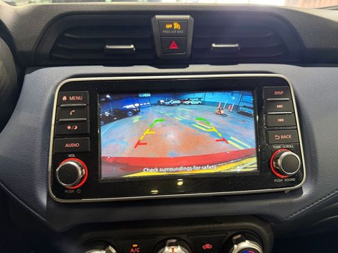 Used 2025 Nissan Versa SV image 20