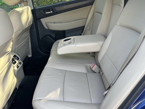 Used 2015 Subaru Outback 2.5i Limited image 19