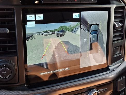 Used 2022 Ford F150 Platinum w/ FX4 Off-Road Package AWD/4WD image 19