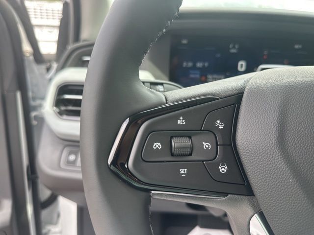 New 2027 Chevrolet Bolt RS w/ Super Cruise Package FWD image 19