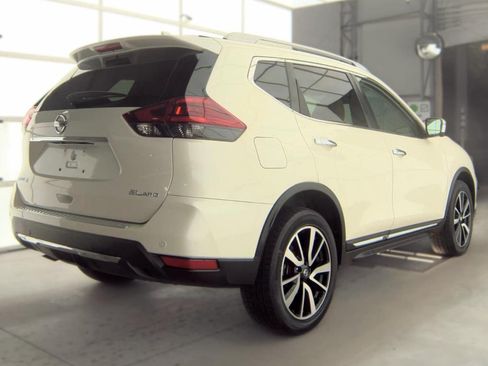 Used 2020 Nissan Rogue SL w/ Premium Package AWD/4WD image 3