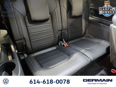 Certified 2025 Volkswagen Atlas SEL image 18