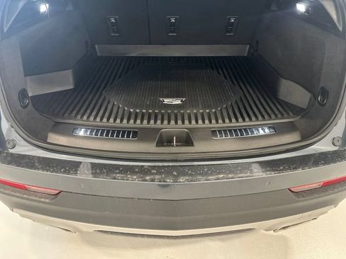 Used 2021 Cadillac XT4 Premium Luxury w/ Sun And Sound Package AWD/4WD image 27