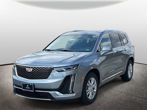 New 2025 Cadillac XT6 Luxury image 5