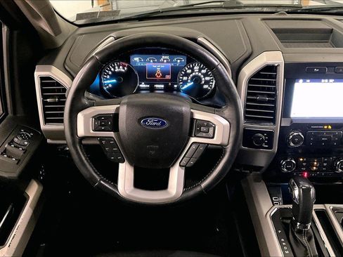 Used 2019 Ford F150 Lariat image 6