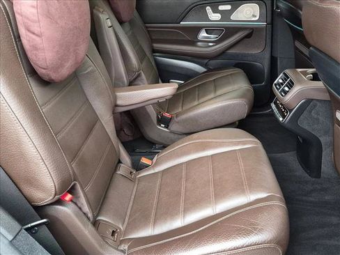 Used 2022 Mercedes-Benz GLS 580 4MATIC image 20