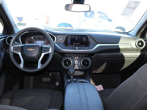 Used 2022 Chevrolet Blazer LT image 25