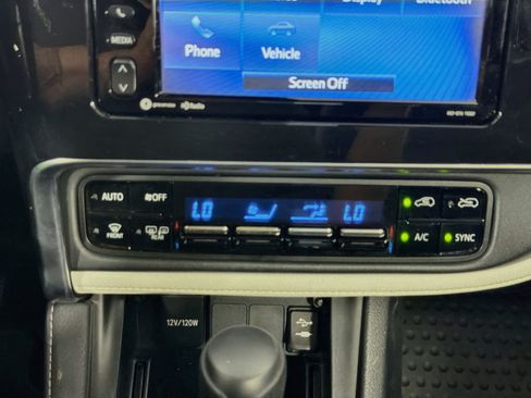 Used 2018 Toyota Corolla iM FWD image 22