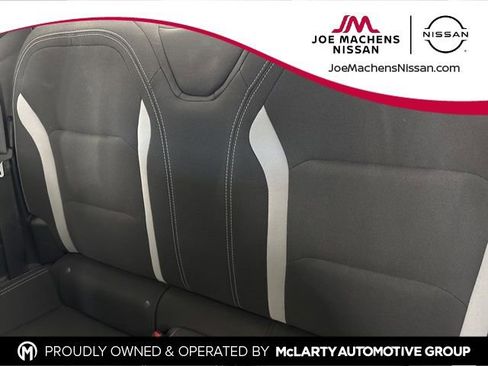 Used 2022 Chevrolet Camaro LT w/ Technology Package image 24
