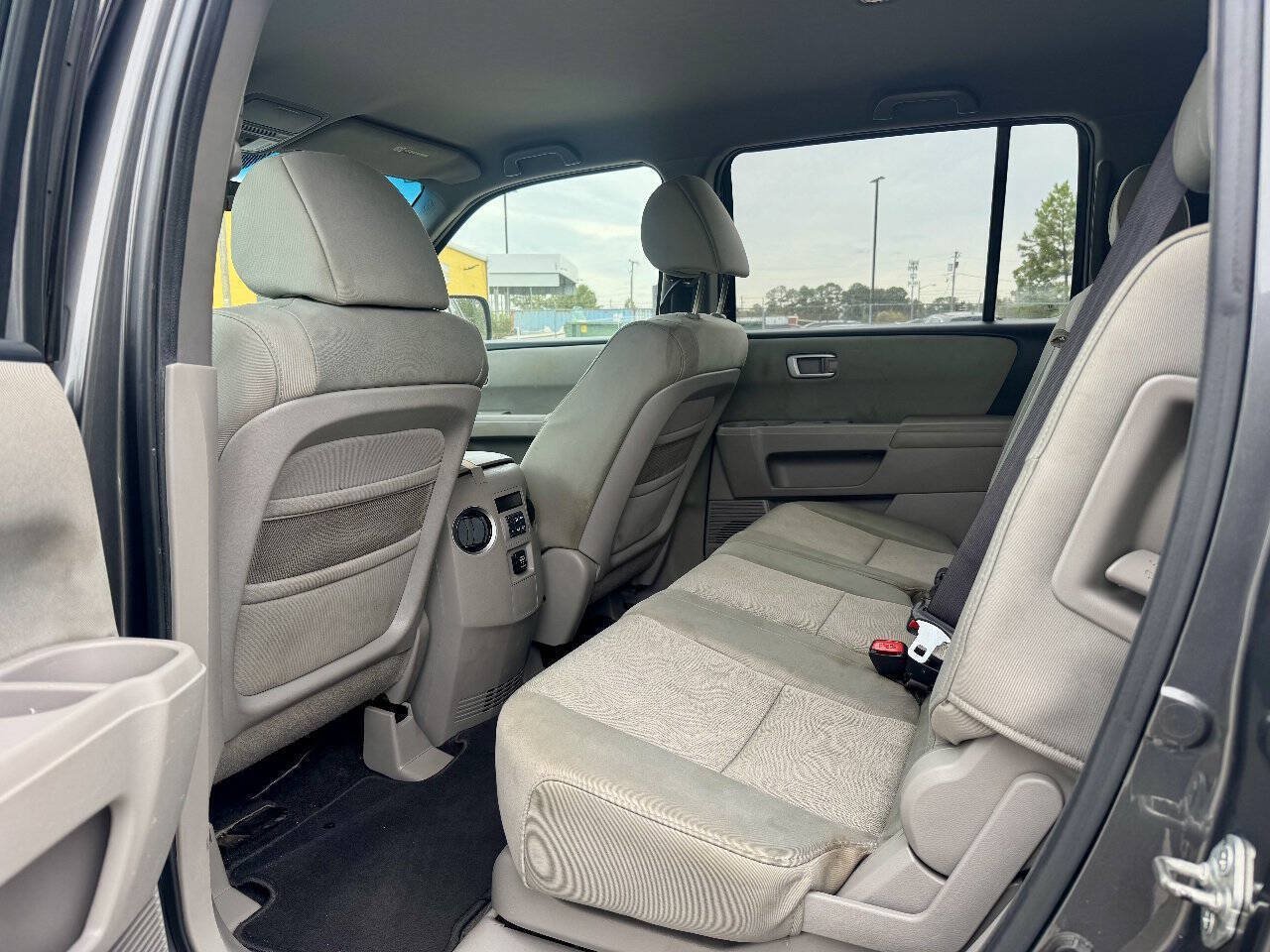 Used 2011 Honda Pilot LX image 9