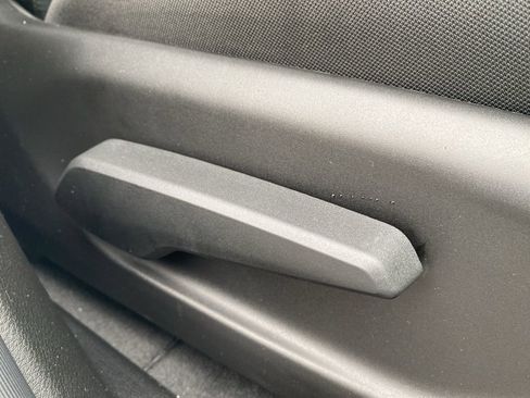 New 2025 Jeep Grand Cherokee Laredo X w/ Luxury Tech Group I image 10