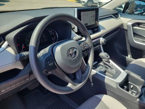 Used 2025 Toyota RAV4 XLE w/ Convenience Package FWD image 22