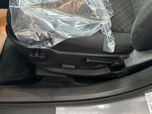 Used 2010 Ford Fusion SE FWD image 15
