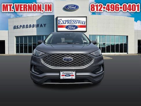 Used 2024 Ford Edge SEL image 3