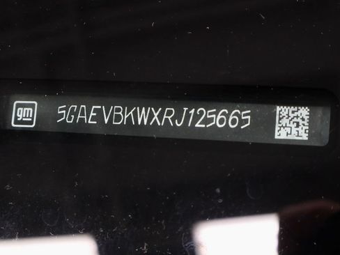 Used 2024 Buick Enclave Premium AWD/4WD image 36