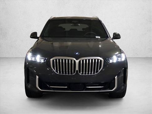 Used 2026 BMW X5 xDrive50e w/ Premium Package AWD/4WD image 5