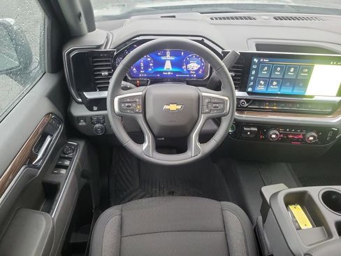 New 2025 Chevrolet Silverado 1500 LT w/ Z71 Off-Road Package image 14