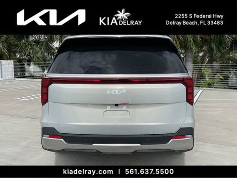 New 2026 Kia Carnival SX FWD image 4