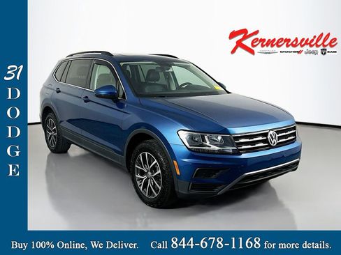 Used 2019 Volkswagen Tiguan SE AWD/4WD image 1