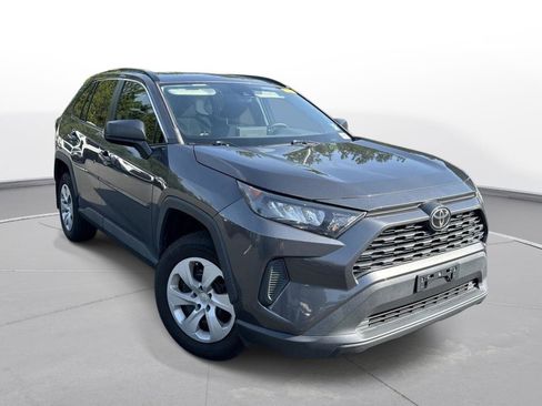 Used 2020 Toyota RAV4 LE w/ All Weather Liner Package AWD/4WD image 4