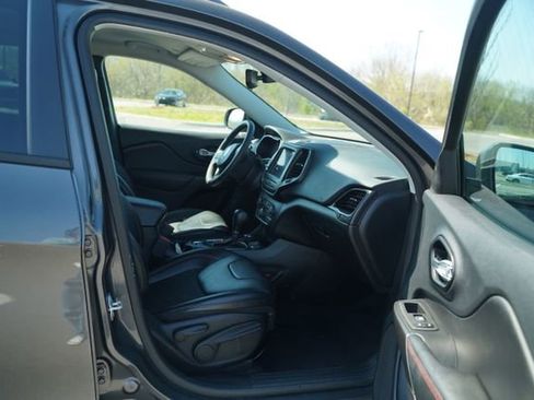 Used 2021 Jeep Cherokee Trailhawk AWD/4WD image 20