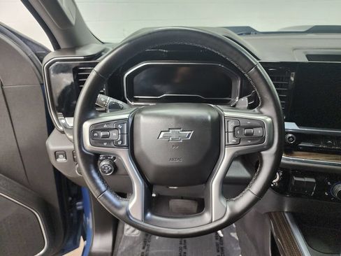 Used 2024 Chevrolet Silverado 1500 LT Trail Boss w/ Convenience Package II AWD/4WD image 14