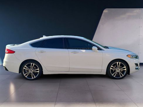 Used 2019 Ford Fusion Titanium AWD/4WD image 6