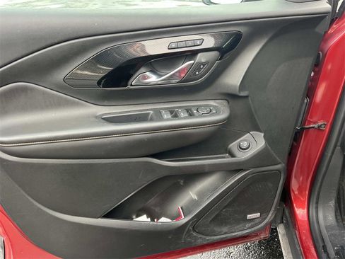 Used 2023 GMC Terrain AT4 w/ Infotainment Package II image 7