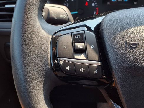 Used 2022 Ford Escape SE w/ SE Sport Appearance Package FWD image 16
