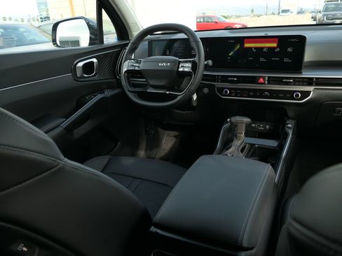 New 2026 Kia Sorento S FWD image 24