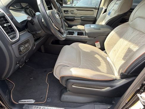 Used 2025 RAM 1500 Tungsten AWD/4WD image 16