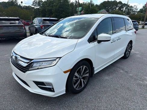 Used 2019 Honda Odyssey Elite image 3