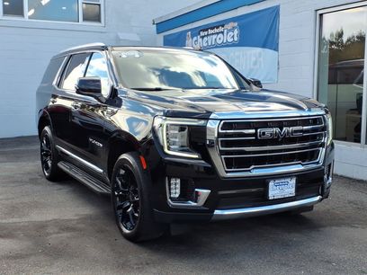 Used 2022 GMC Yukon SLT w/ SLT Luxury Package