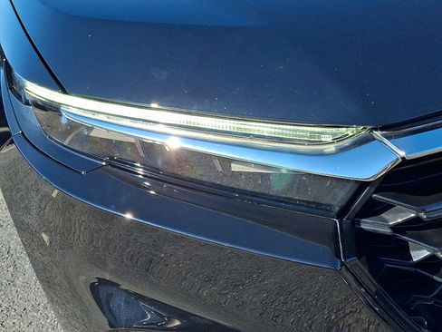 Used 2024 Honda CR-V EX-L image 9