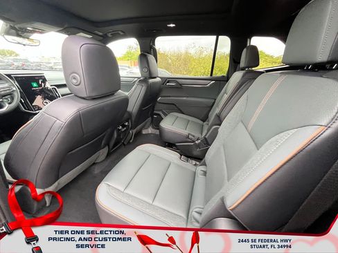 New 2026 GMC Acadia AT4 w/ Luxury Package image 13