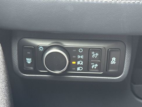 New 2025 Ford Mustang Mach-E Premium image 17