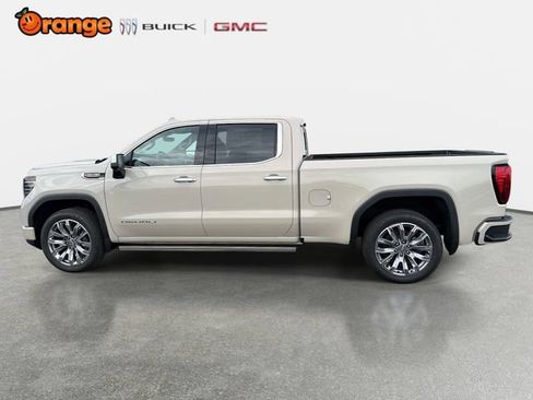 New 2026 GMC Sierra 1500 Denali w/ Denali Reserve Package AWD/4WD image 6