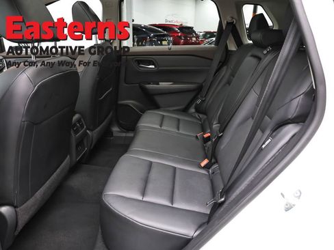 Used 2023 Nissan Rogue SV w/ SV Premium B Package AWD/4WD image 21
