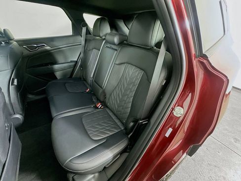 Certified 2025 Kia Sportage X-Pro AWD/4WD image 31